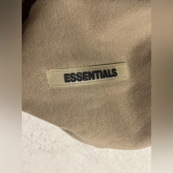 Essentials Fear of God Hoodie - Picture 4 of 6